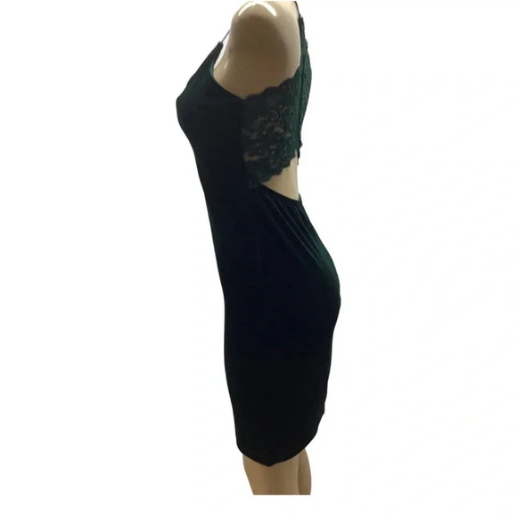 B. Darlin Dark Green Velvet Dress Size 11/12 Preloved - Picture 3 of 5